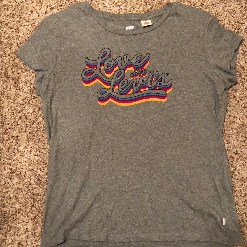Levi t shirt